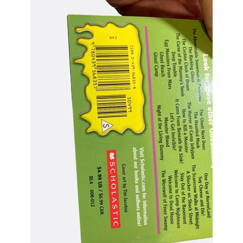 Goosebumps "How I Got My Shrunken Head" Paperback Book R.L. Stine - Picture 8 of 8